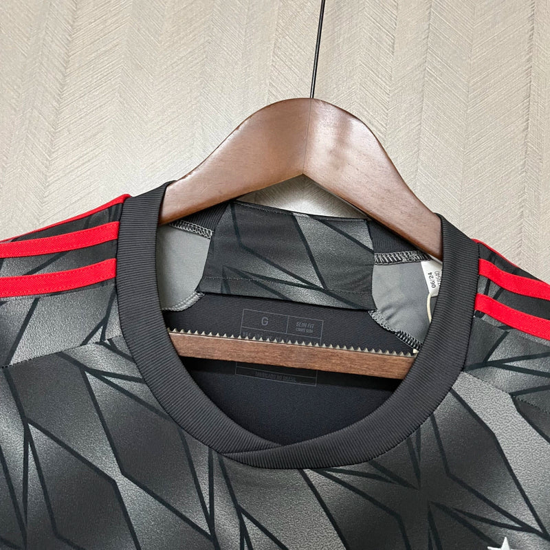 Camisa Flamengo 24/25 - Preta Versão Torcedor